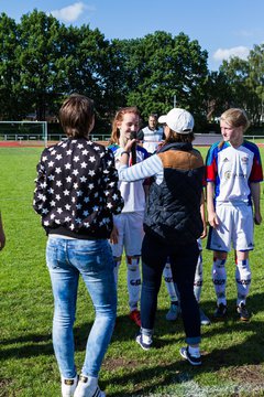 Bild 38 - wBJ SV Henstedt Ulzburg - Hamburger SV : Ergebnis: 0:2